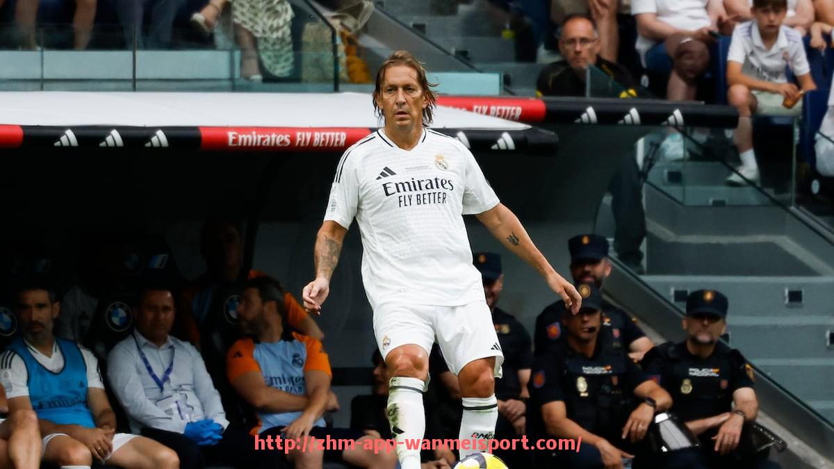 完美体育官方入口-2023年尼克斯重返季后赛展现老牌强队复兴的希望